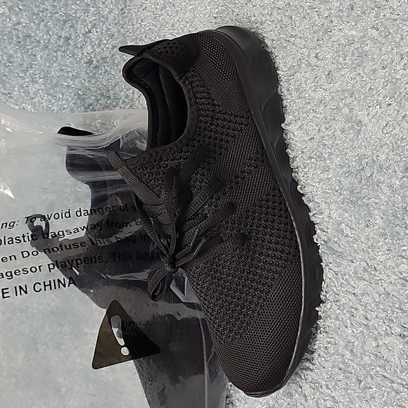 Other - Light weight sneakers